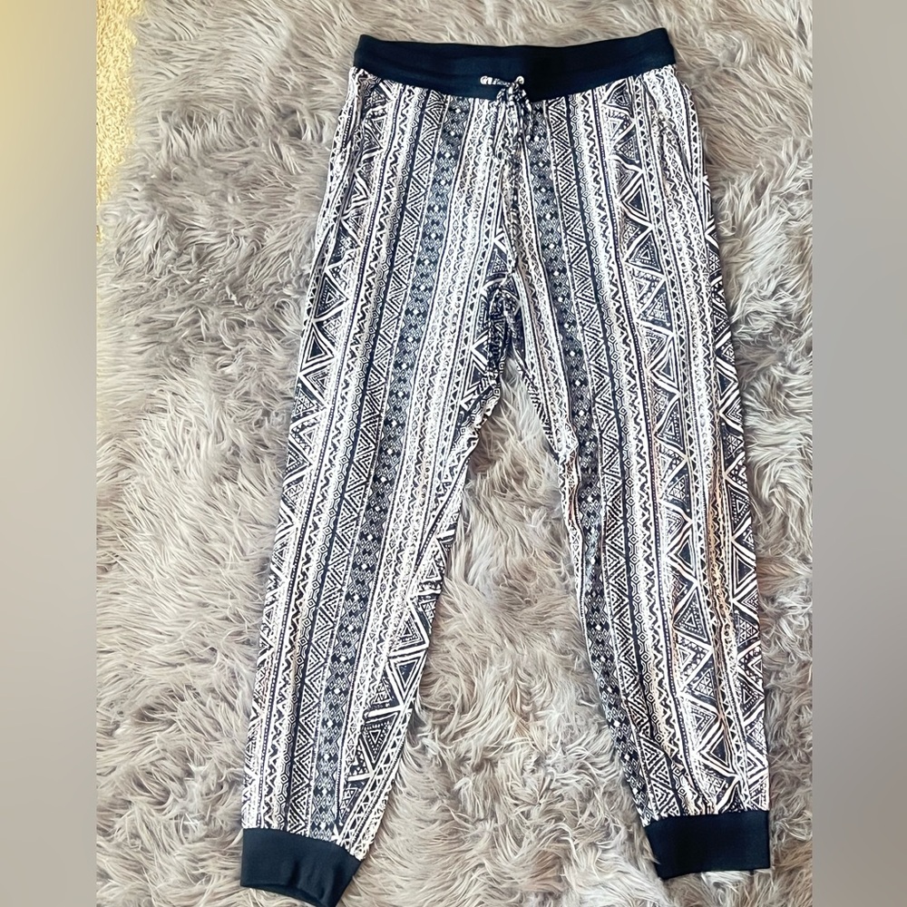 Women’s Tribal print soft pants/joggers